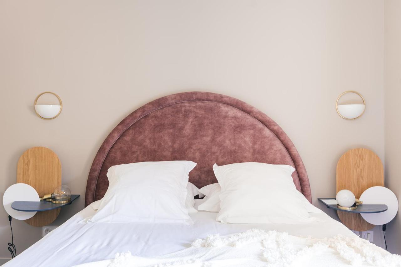 Domaine La Gentilhommiere Hotel Satillieu ภายนอก รูปภาพ