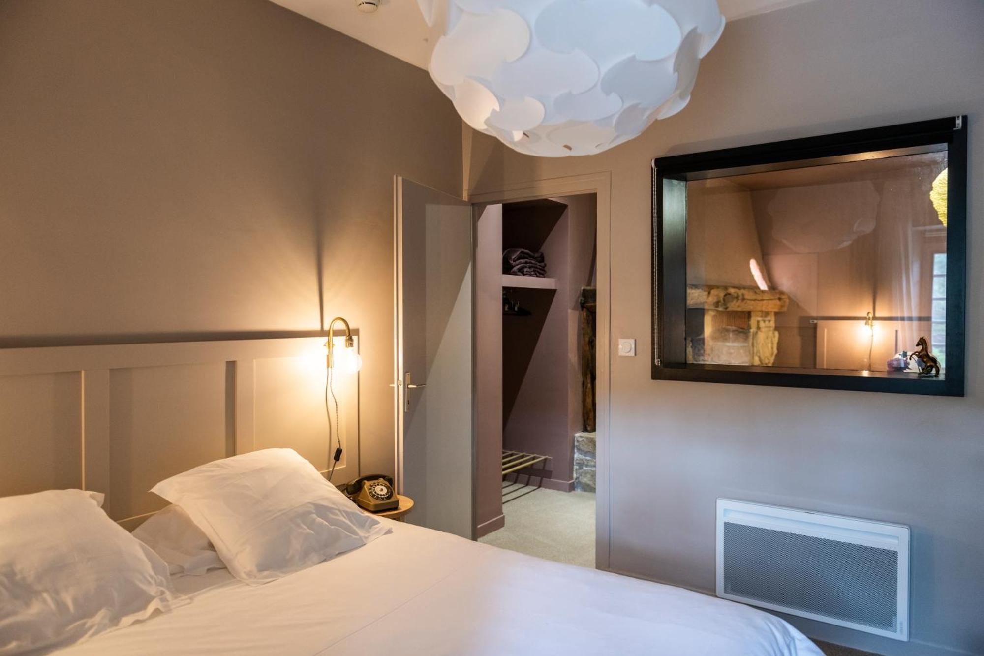 Domaine La Gentilhommiere Hotel Satillieu ภายนอก รูปภาพ